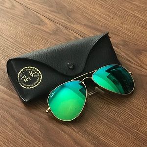SOLD! Ray-Ban Aviators